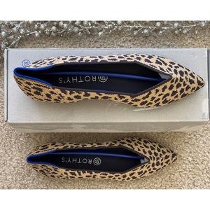 NWT Rothy’s The Point Leopard Flats